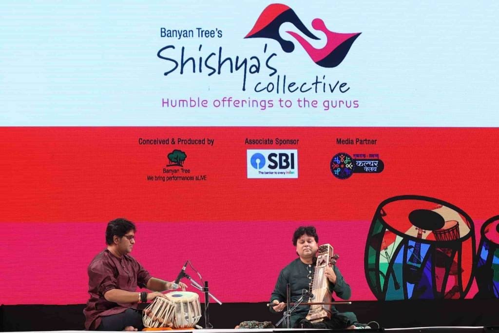 Memorable live performance at Balgandharva Rang Mandir